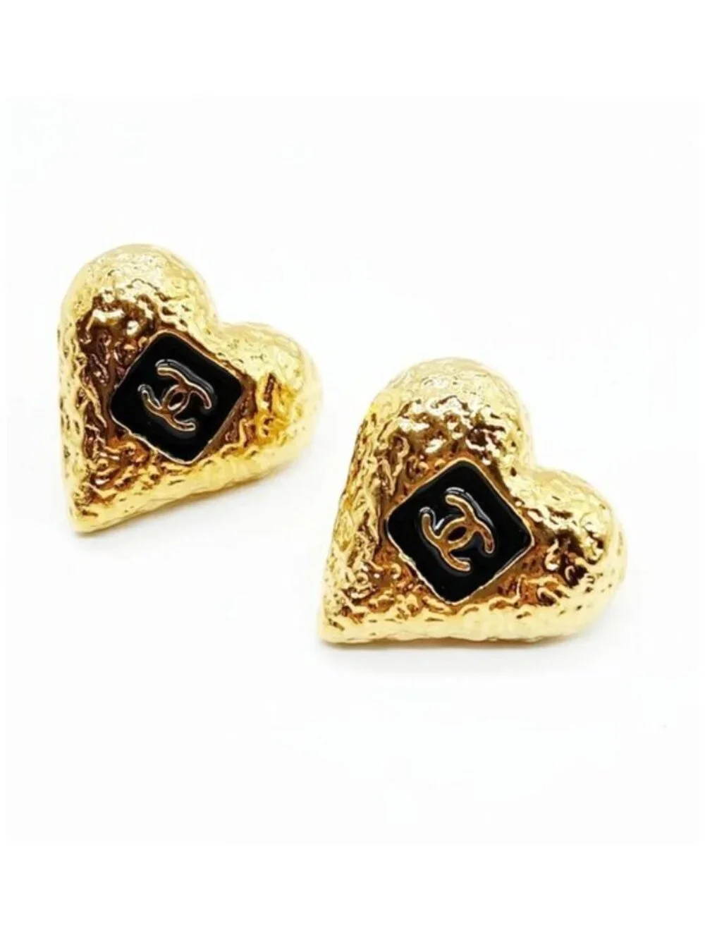 Authentic Chanel CC Heart Clip-On Earrings Gold Tone Vintage
